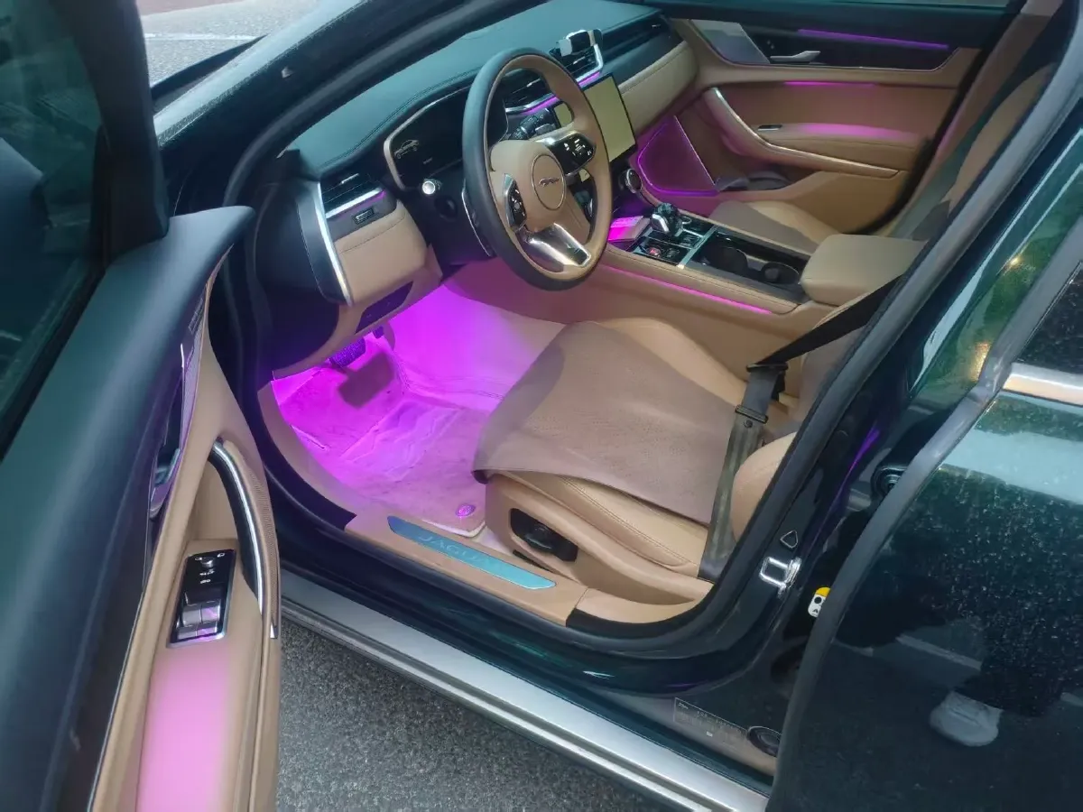 2023 Jaguar XFL 2.0T 250HP L4 8AT,autocango,china used car exporter,china ev exporter,chinese used car exporter,chinese used ev exporter