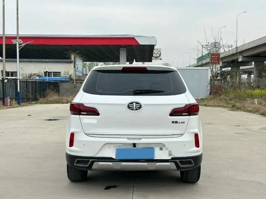 2019 Bestune X40 1.6L 114HP L4 6AT,autocango,china used car exporter,china ev exporter,chinese used car exporter,chinese used ev exporter