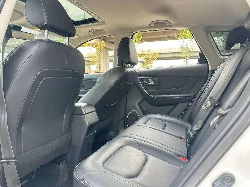 2019 Bestune X40 1.6L 114HP L4 6AT,autocango,china used car exporter,china ev exporter,chinese used car exporter,chinese used ev exporter