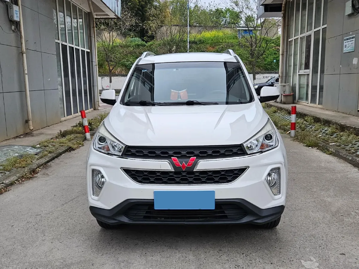 2018 WuLing HongGuang S3 1.5T 150HP L4 6MT,autocango,china used car exporter,china ev exporter,chinese used car exporter,chinese used ev exporter