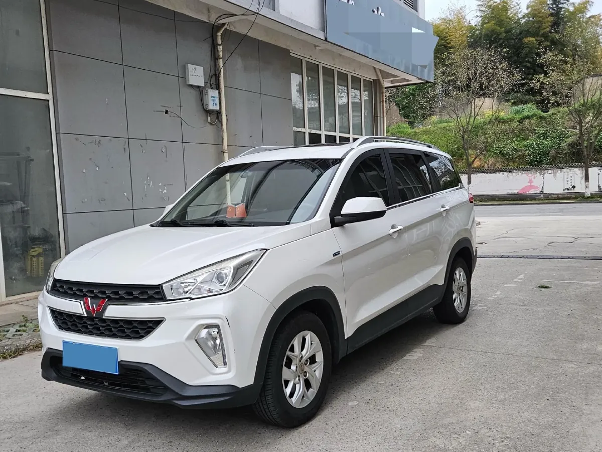 2018 WuLing HongGuang S3 1.5T 150HP L4 6MT,autocango,china used car exporter,china ev exporter,chinese used car exporter,chinese used ev exporter