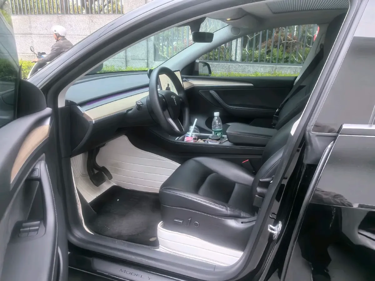 2021 MINI COUNTRYMAN 1.5T 136HP L3 8AT,autocango,china used car exporter,china ev exporter,chinese used car exporter,chinese used ev exporter