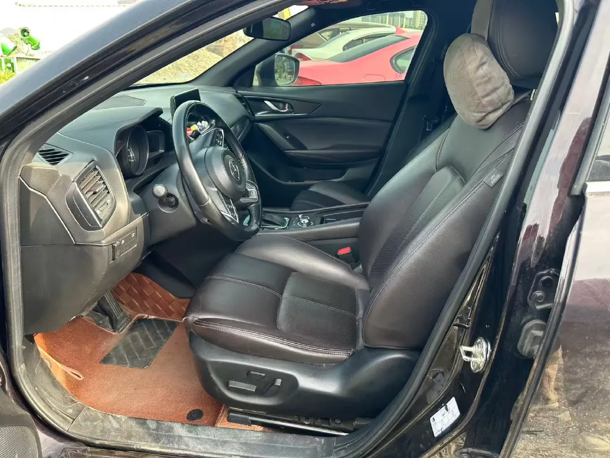 2020 Mazda CX-4 2.5L 192HP L4 6AT,autocango,china used car exporter,china ev exporter,chinese used car exporter,chinese used ev exporter