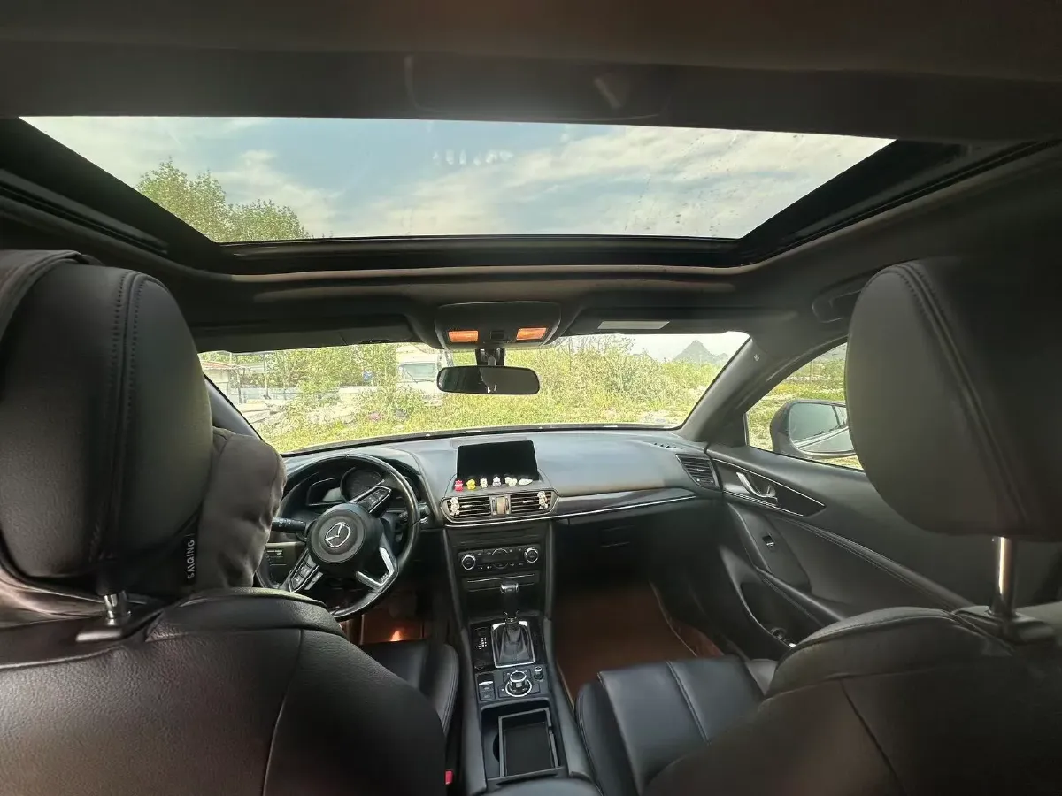 2020 Mazda CX-4 2.5L 192HP L4 6AT,autocango,china used car exporter,china ev exporter,chinese used car exporter,chinese used ev exporter