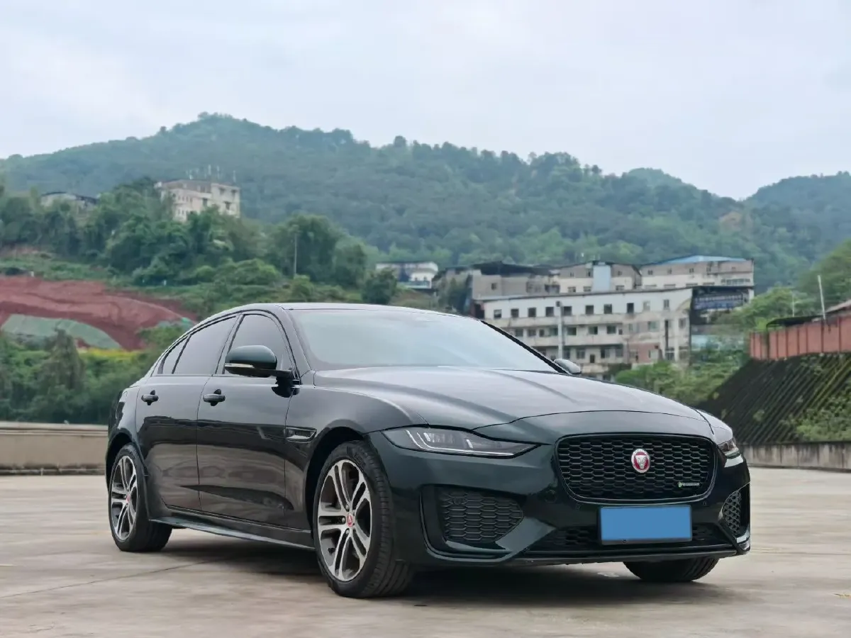 2023 Jaguar XEL 2.0T 250HP L4 8AT,autocango,china used car exporter,china ev exporter,chinese used car exporter,chinese used ev exporter
