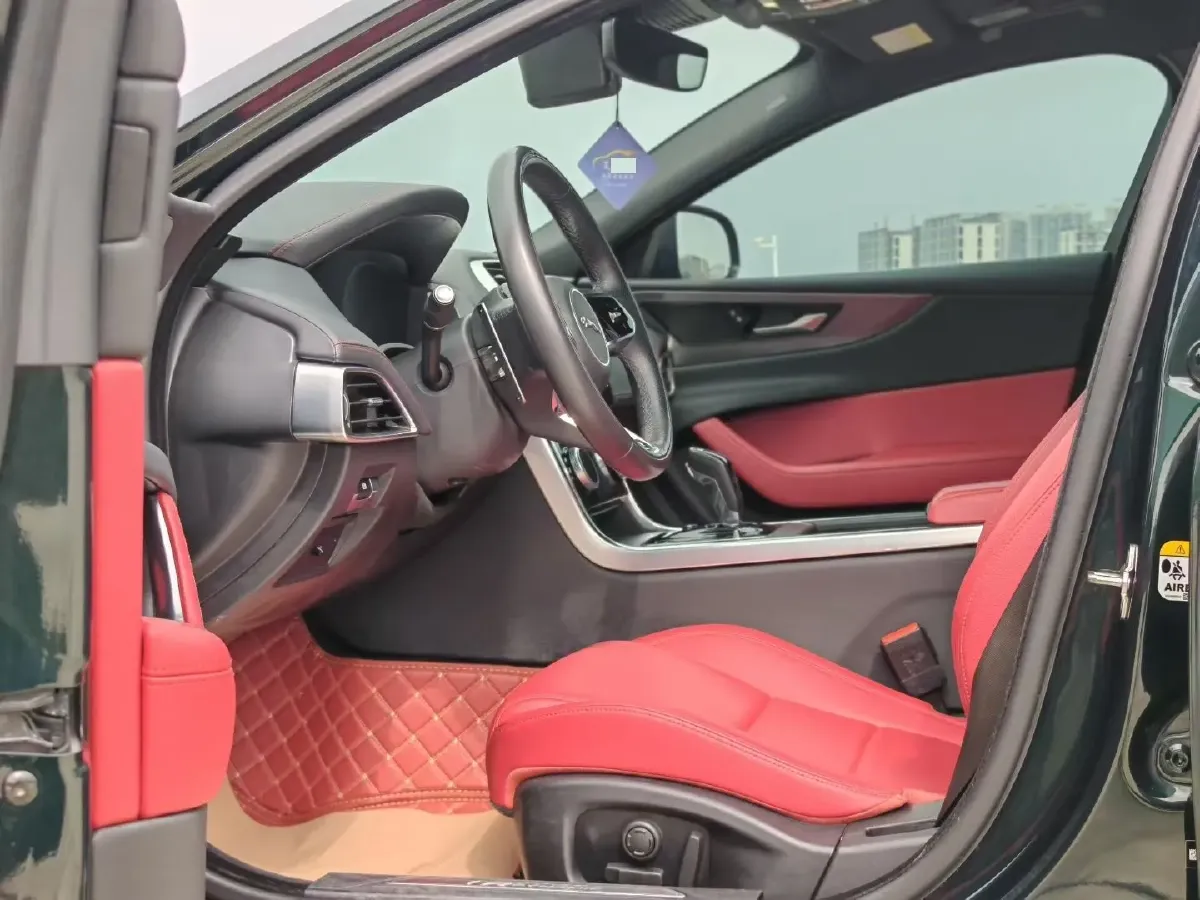 2023 Jaguar XEL 2.0T 250HP L4 8AT,autocango,china used car exporter,china ev exporter,chinese used car exporter,chinese used ev exporter
