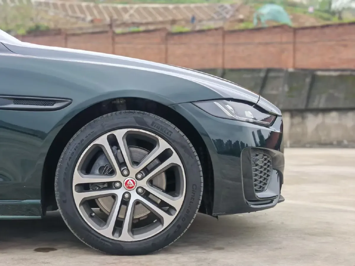 2023 Jaguar XEL 2.0T 250HP L4 8AT,autocango,china used car exporter,china ev exporter,chinese used car exporter,chinese used ev exporter