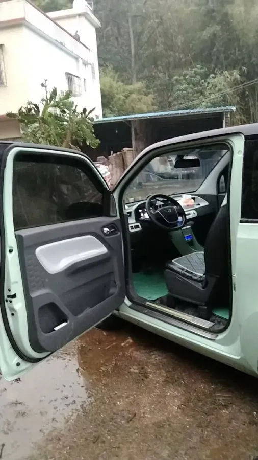 2022 WuLing HongGuang MINI EV BEV 13.9KWH,autocango,china used car exporter,china ev exporter,chinese used car exporter,chinese used ev exporter