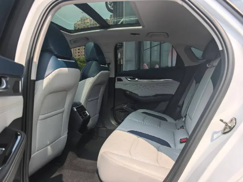 2021 Geely Preface 2.0T 190HP L4 7DCT,autocango,china used car exporter,china ev exporter,chinese used car exporter,chinese used ev exporter