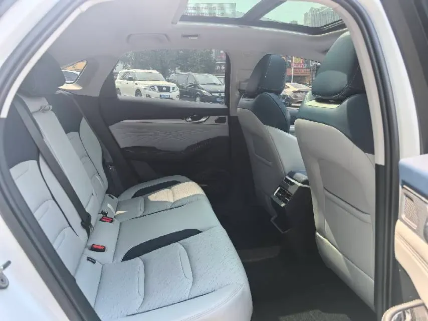 2021 Geely Preface 2.0T 190HP L4 7DCT,autocango,china used car exporter,china ev exporter,chinese used car exporter,chinese used ev exporter