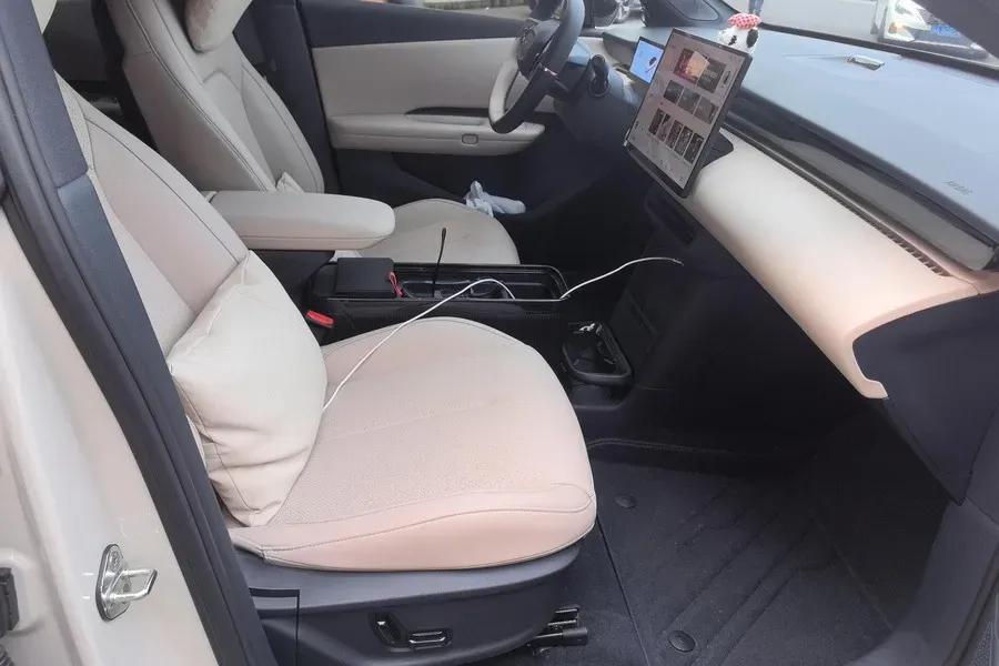 2026 LYNK&CO Z20 BEV,autocango,china used car exporter,china ev exporter,chinese used car exporter,chinese used ev exporter