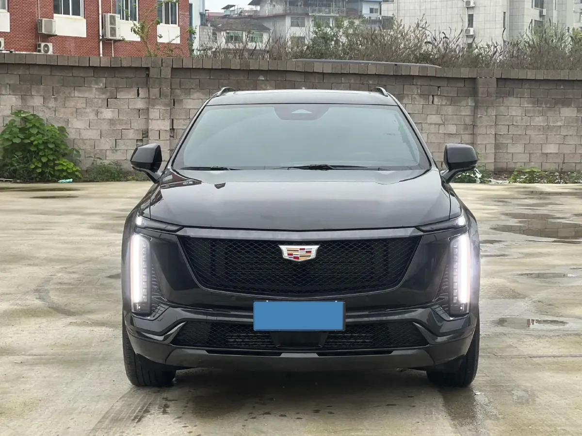 2025 Cadillac XT5 2.0T 237HP L4 9AT,autocango,china used car exporter,china ev exporter,chinese used car exporter,chinese used ev exporter