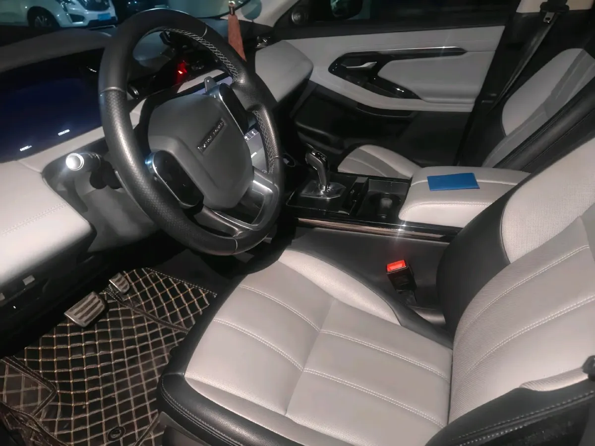 2020 Land Rover Range Rover Evoque 2.0T 249HP L4 9AT,autocango,china used car exporter,china ev exporter,chinese used car exporter,chinese used ev exporter