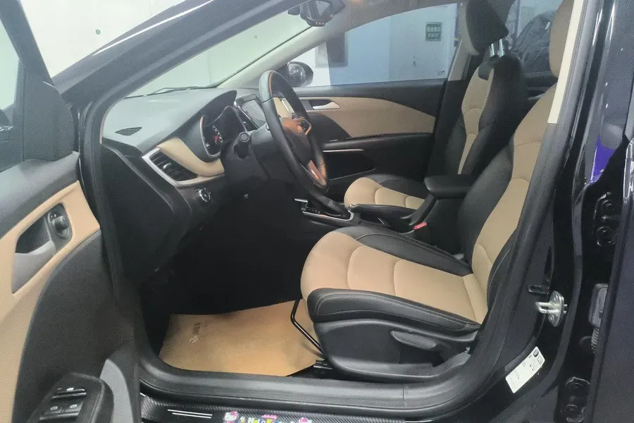 2020 Chevrolet Monza 1.5L 113HP L4 6AT,autocango,china used car exporter,china ev exporter,chinese used car exporter,chinese used ev exporter