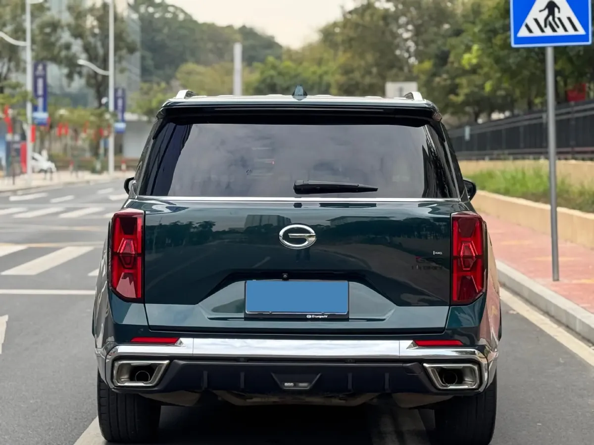 2022 GAC Trumpchi GS8 2.0T 190HP L4 E-CVT Hybrid,autocango,china used car exporter,china ev exporter,chinese used car exporter,chinese used ev exporter