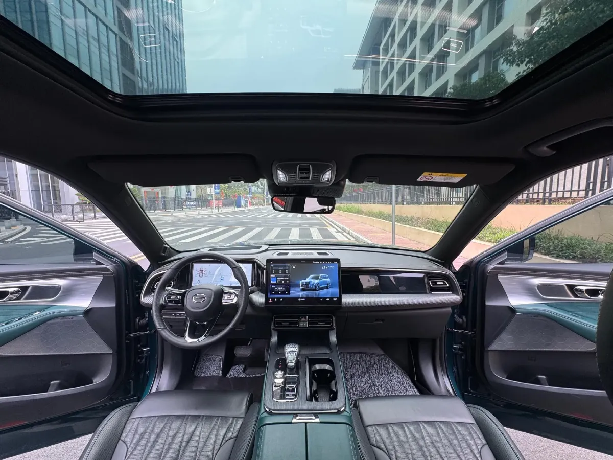 2022 GAC Trumpchi GS8 2.0T 190HP L4 E-CVT Hybrid,autocango,china used car exporter,china ev exporter,chinese used car exporter,chinese used ev exporter