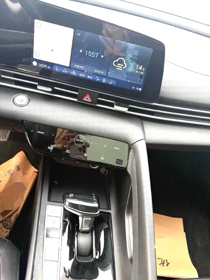 2022 Hyundai Elantra 1.5L 115HP L4 CVT,autocango,china used car exporter,china ev exporter,chinese used car exporter,chinese used ev exporter