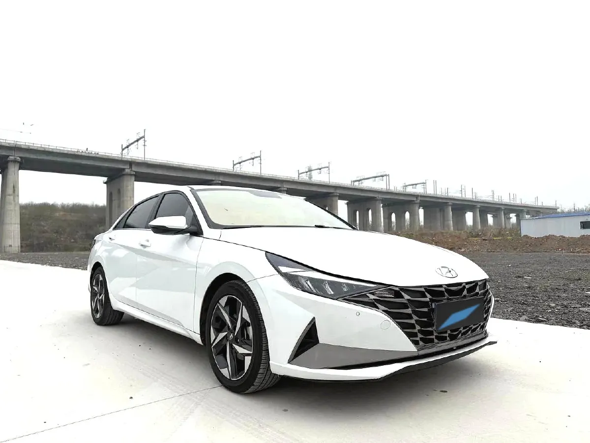 2022 Hyundai Elantra 1.5L 115HP L4 CVT,autocango,china used car exporter,china ev exporter,chinese used car exporter,chinese used ev exporter