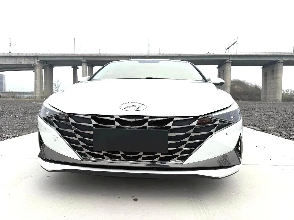 2022 Hyundai Elantra 1.5L 115HP L4 CVT,autocango,china used car exporter,china ev exporter,chinese used car exporter,chinese used ev exporter