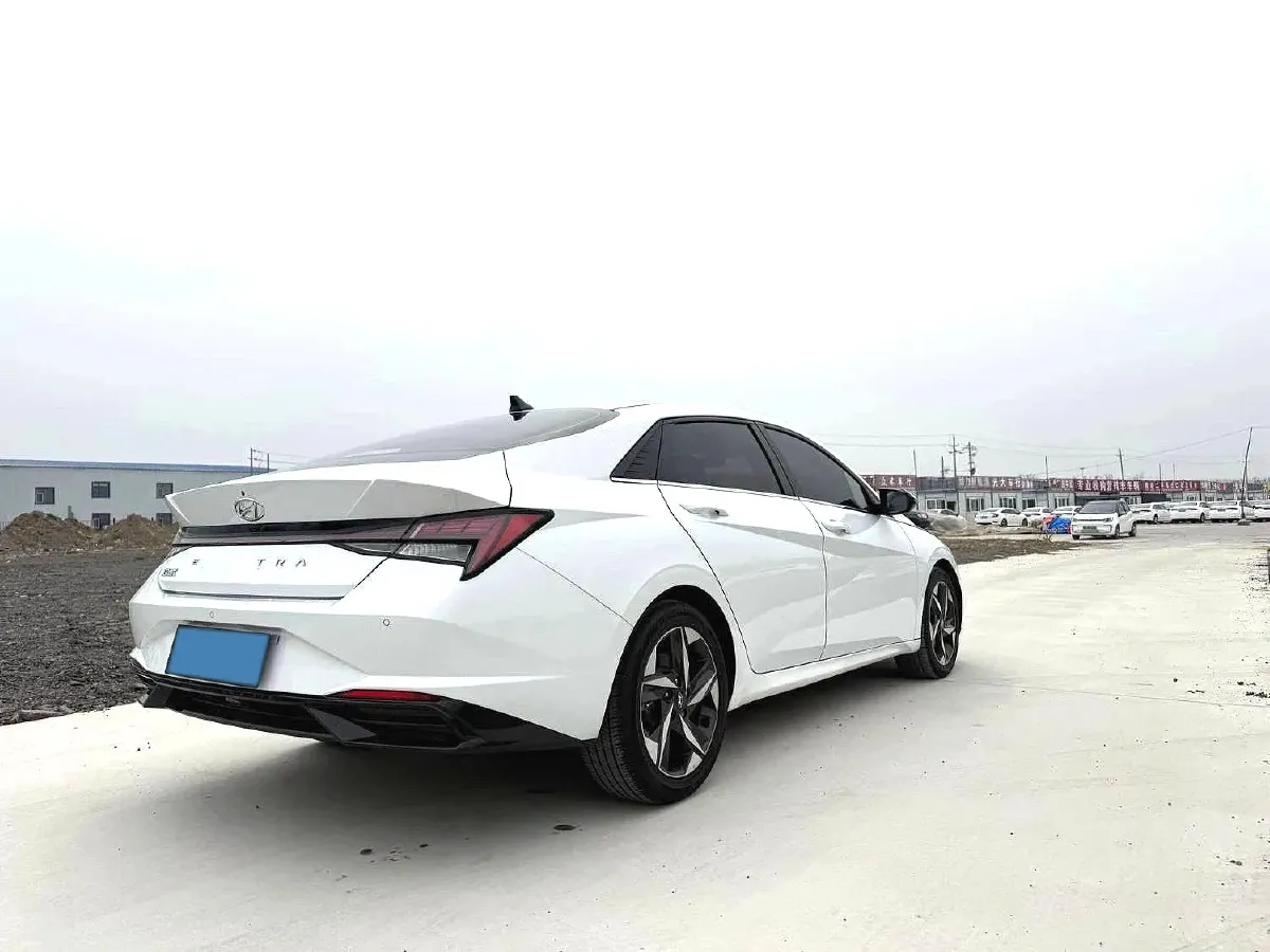 2022 Hyundai Elantra 1.5L 115HP L4 CVT,autocango,china used car exporter,china ev exporter,chinese used car exporter,chinese used ev exporter