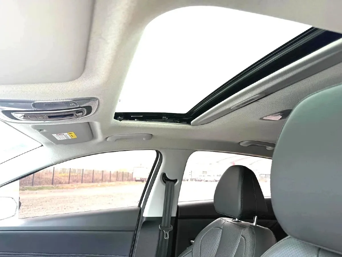 2022 Hyundai Elantra 1.5L 115HP L4 CVT,autocango,china used car exporter,china ev exporter,chinese used car exporter,chinese used ev exporter