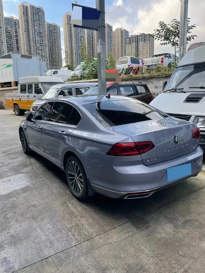 2020 Volkswagen Magotan 2.0T 186HP L4 7DCT,autocango,china used car exporter,china ev exporter,chinese used car exporter,chinese used ev exporter