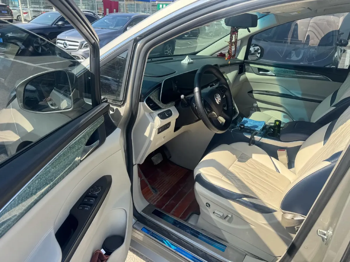2020 Buick GL8 2.0T 237HP L4 9AT,autocango,china used car exporter,china ev exporter,chinese used car exporter,chinese used ev exporter