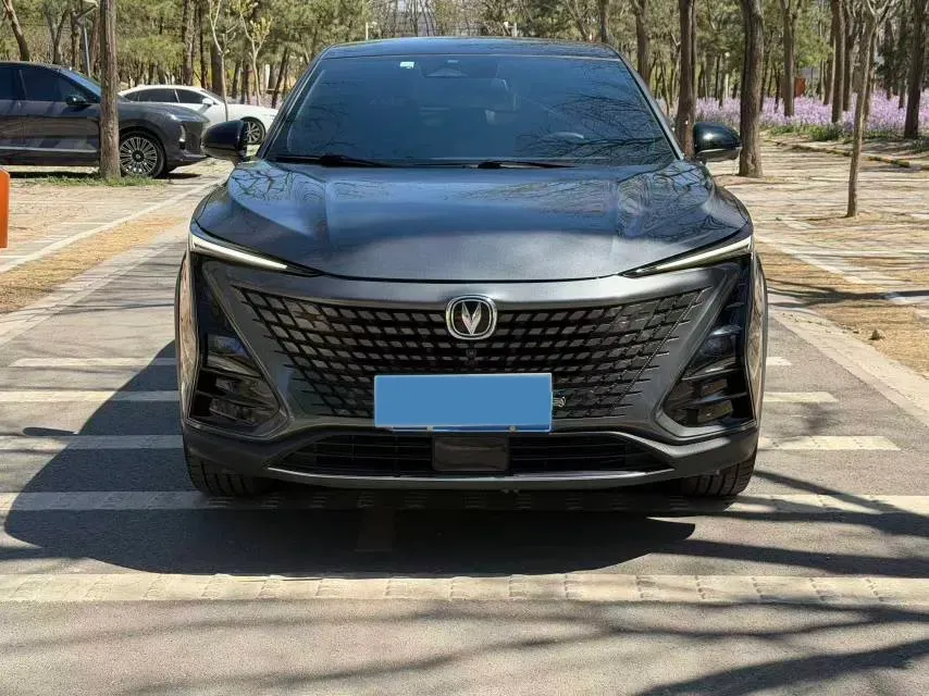 2022 ChangAn UNI-T 1.5T 188HP L4 7DCT,autocango,china used car exporter,china ev exporter,chinese used car exporter,chinese used ev exporter