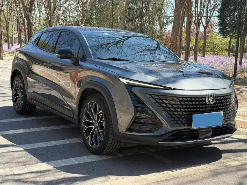 2022 ChangAn UNI-T 1.5T 188HP L4 7DCT,autocango,china used car exporter,china ev exporter,chinese used car exporter,chinese used ev exporter