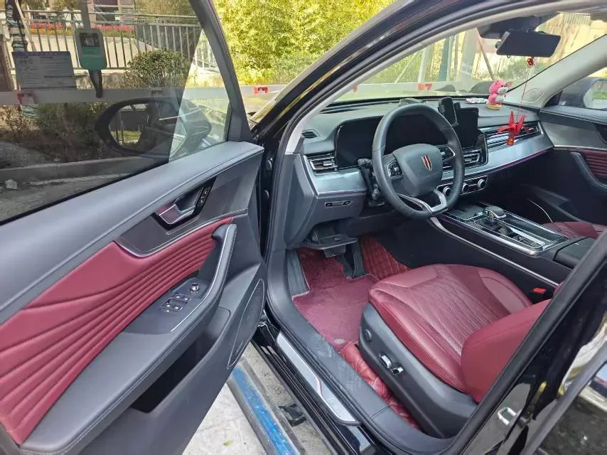 2023 HongQi HS5 2.0T 252HP L4 8AT,autocango,china used car exporter,china ev exporter,chinese used car exporter,chinese used ev exporter