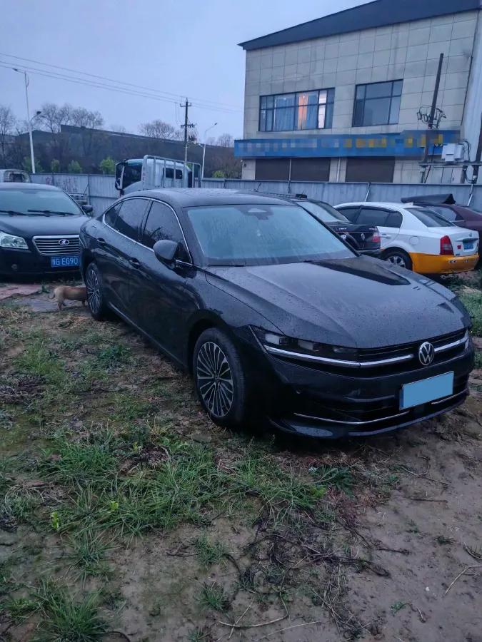 2024 Volkswagen Magotan 2.0T 220HP L4 7DCT,autocango,china used car exporter,china ev exporter,chinese used car exporter,chinese used ev exporter