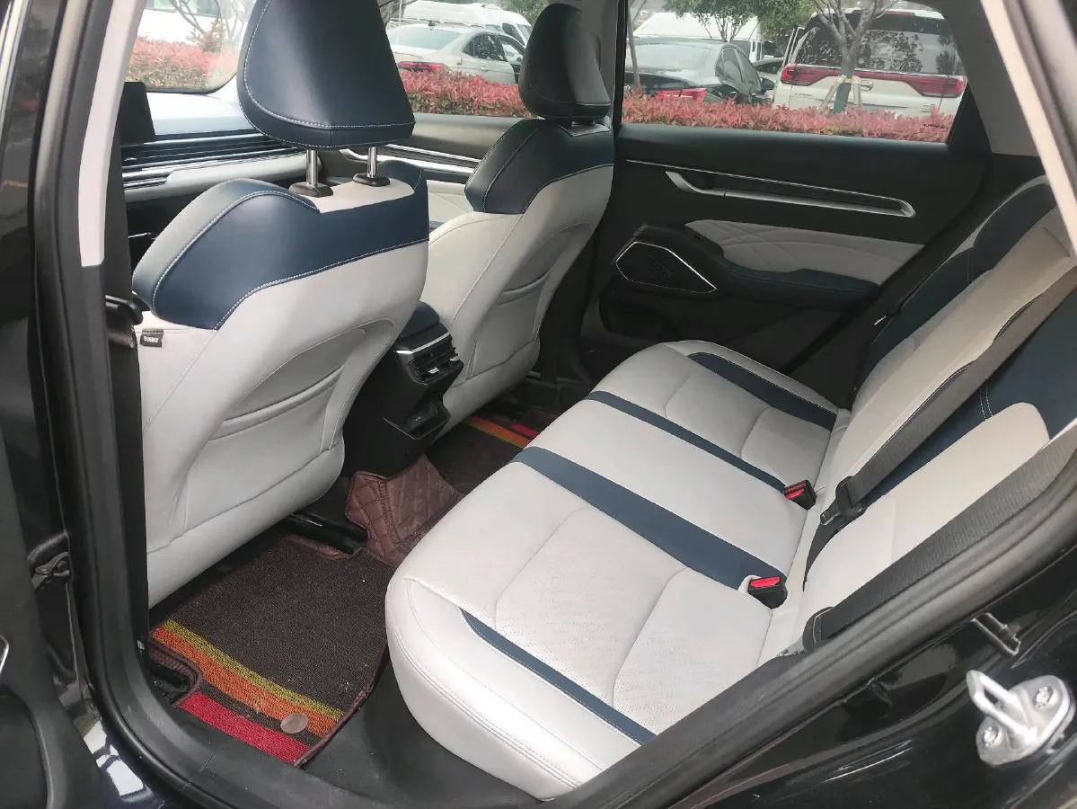 2022 Geely Emgrand 1.5L 114HP L4 CVT,autocango,china used car exporter,china ev exporter,chinese used car exporter,chinese used ev exporter