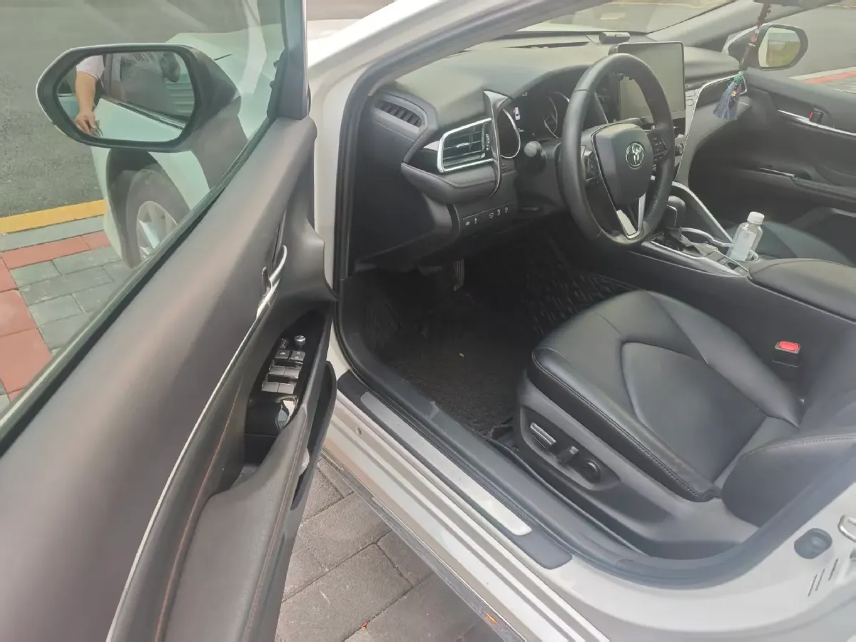 2023 Toyota Camry 2.0L 177HP L4 CVT,autocango,china used car exporter,china ev exporter,chinese used car exporter,chinese used ev exporter