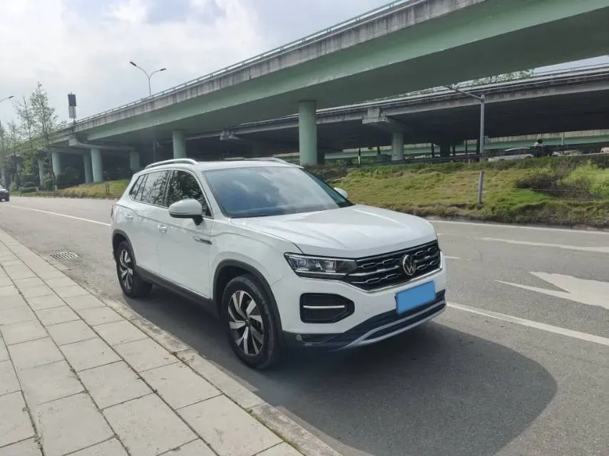 2022 Volkswagen Tayron 2.0T 186HP L4 7DCT,autocango,china used car exporter,china ev exporter,chinese used car exporter,chinese used ev exporter