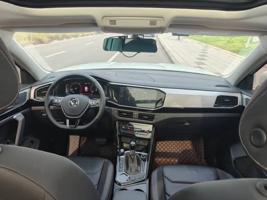 2022 Volkswagen Tayron 2.0T 186HP L4 7DCT,autocango,china used car exporter,china ev exporter,chinese used car exporter,chinese used ev exporter