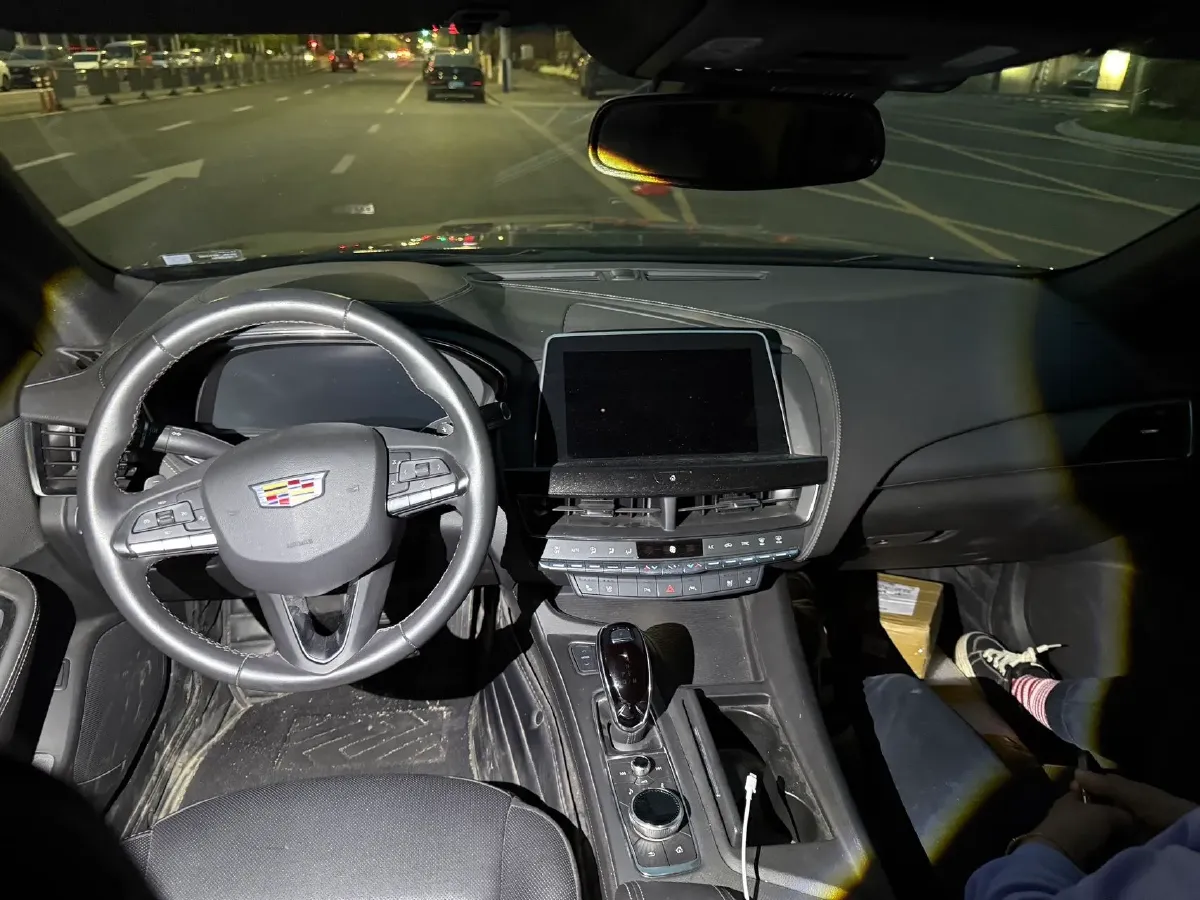 2023 Cadillac CT5 2.0T 237HP L4 10AT,autocango,china used car exporter,china ev exporter,chinese used car exporter,chinese used ev exporter