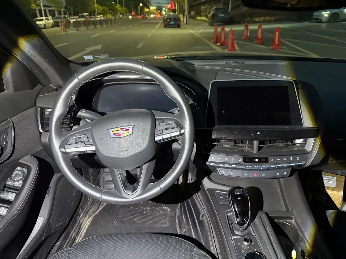 2023 Cadillac CT5 2.0T 237HP L4 10AT,autocango,china used car exporter,china ev exporter,chinese used car exporter,chinese used ev exporter