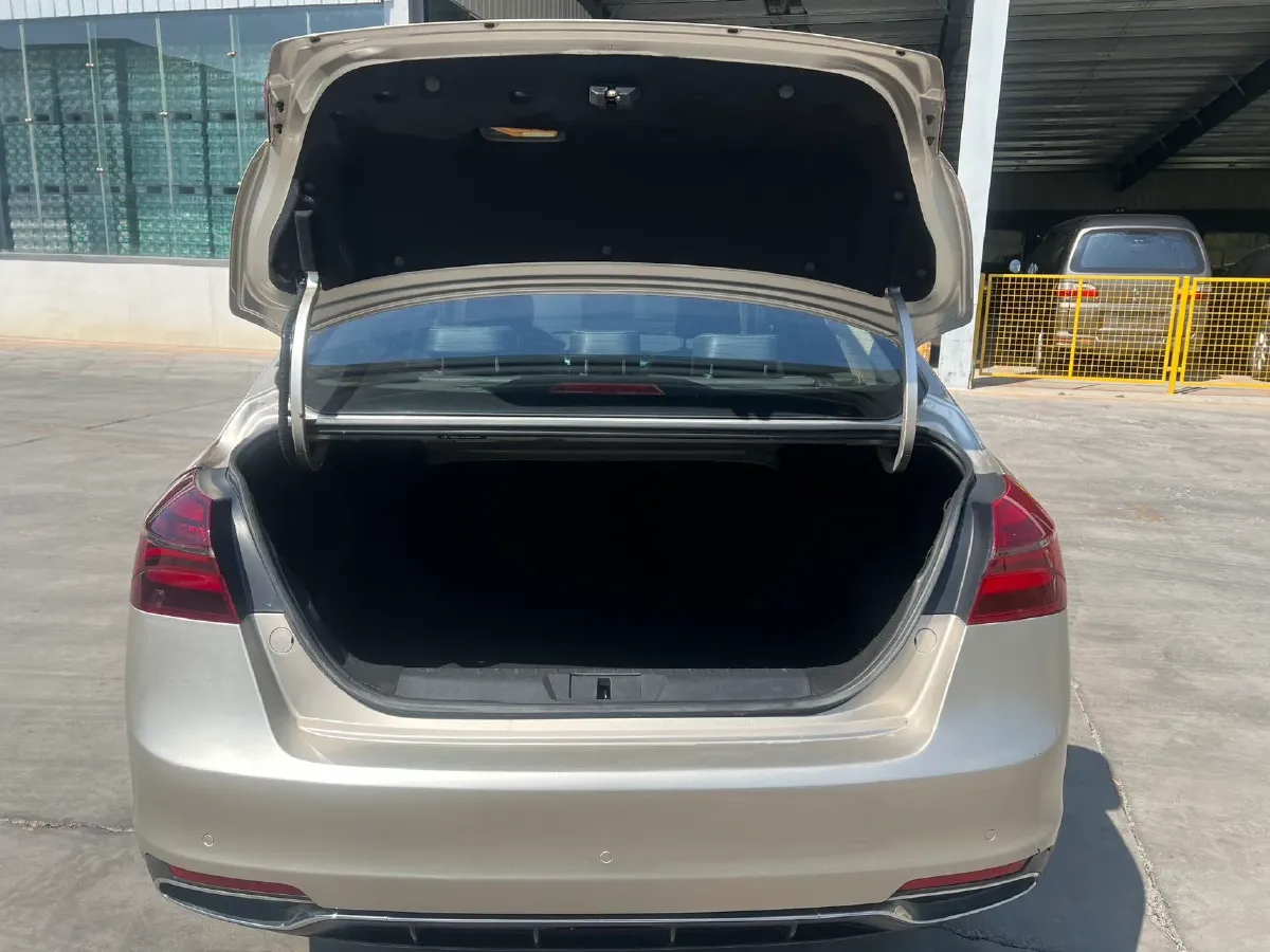 2018 Geely Emgrand 1.5L 109HP L4 CVT,autocango,china used car exporter,china ev exporter,chinese used car exporter,chinese used ev exporter