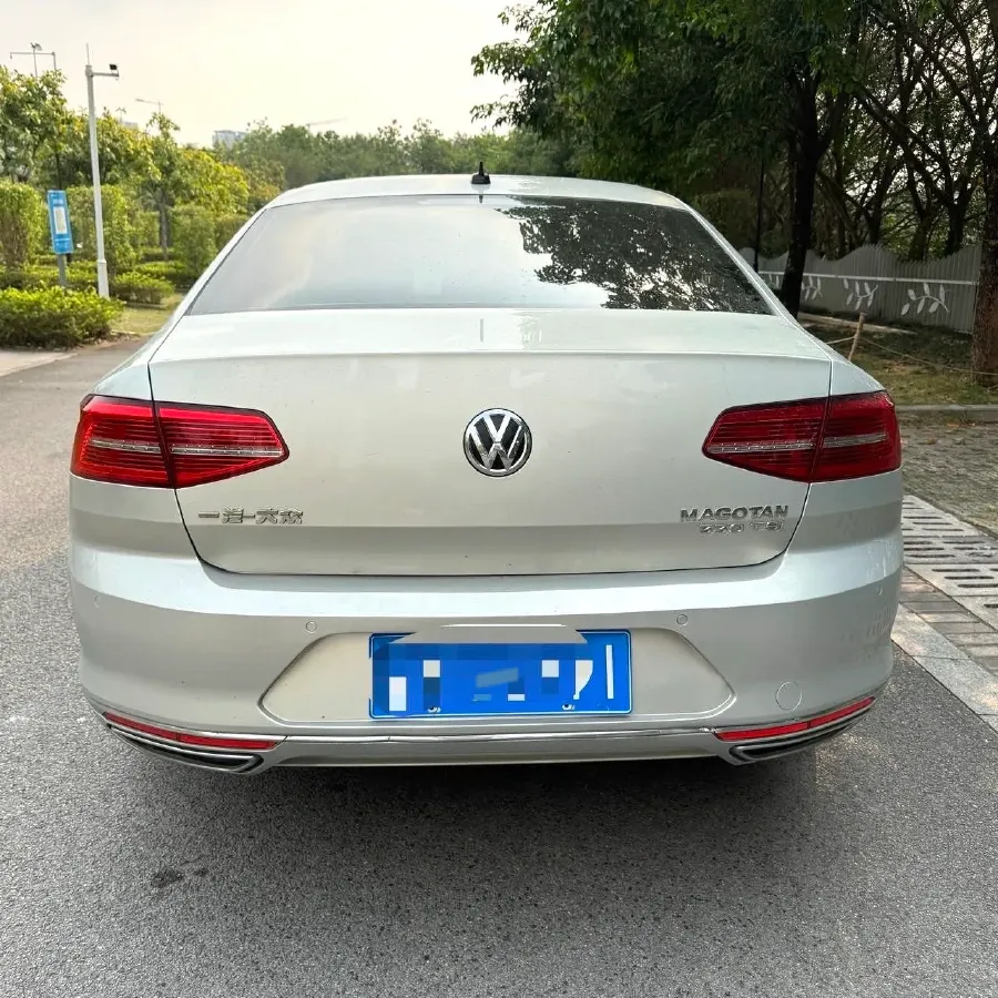 2019 Volkswagen Magotan 2.0T 186HP L4 7DCT,autocango,china used car exporter,china ev exporter,chinese used car exporter,chinese used ev exporter
