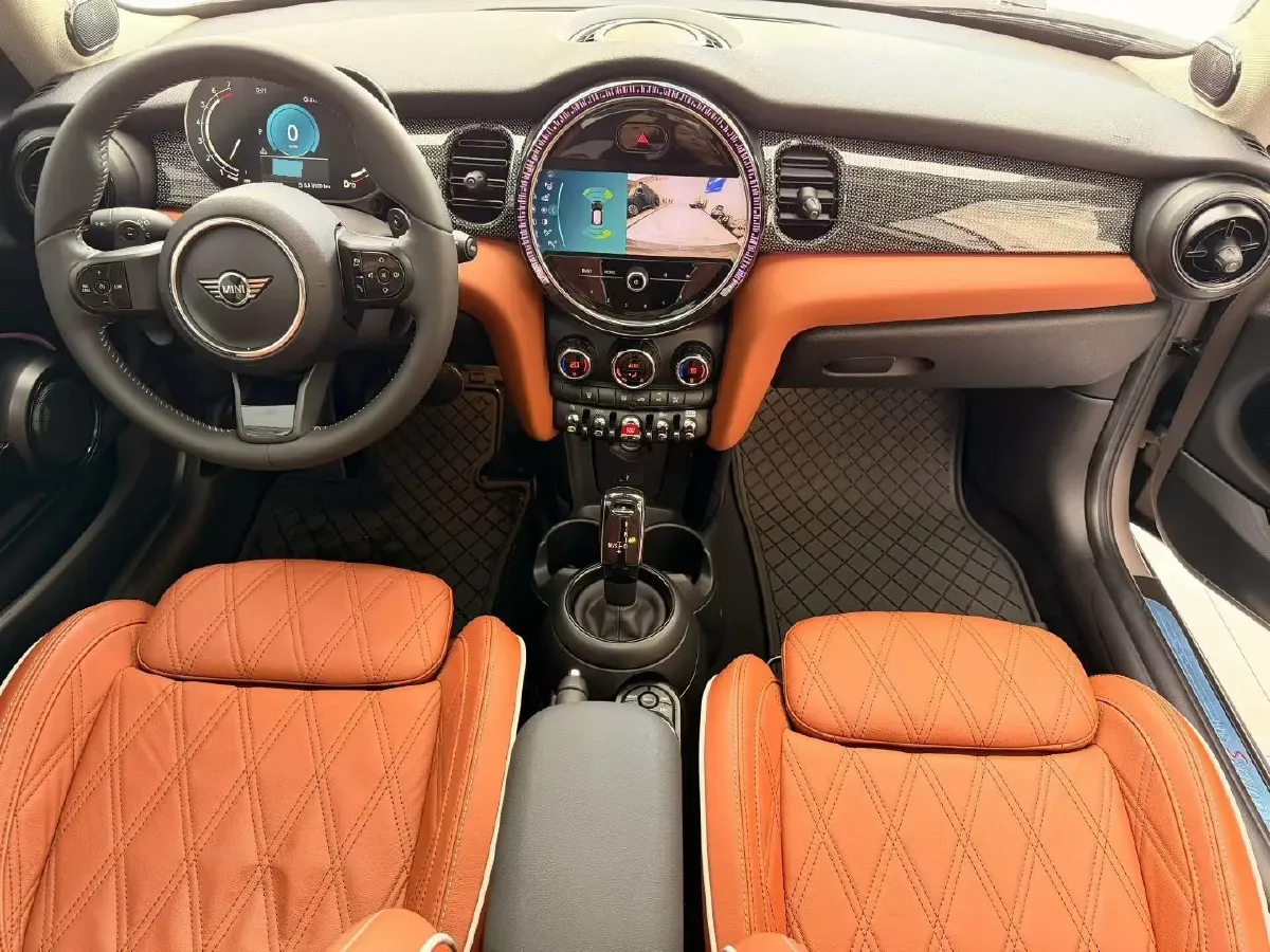 2022 MINI MINI 2.0T 192HP L4 7DCT,autocango,china used car exporter,china ev exporter,chinese used car exporter,chinese used ev exporter