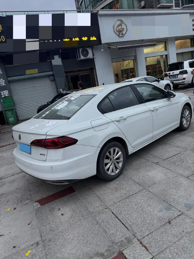 2019 Bestune T77 1.2T 143HP L4 7DCT,autocango,china used car exporter,china ev exporter,chinese used car exporter,chinese used ev exporter
