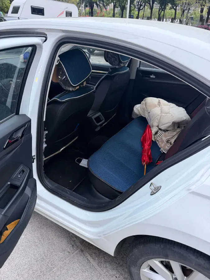 2019 Bestune T77 1.2T 143HP L4 7DCT,autocango,china used car exporter,china ev exporter,chinese used car exporter,chinese used ev exporter