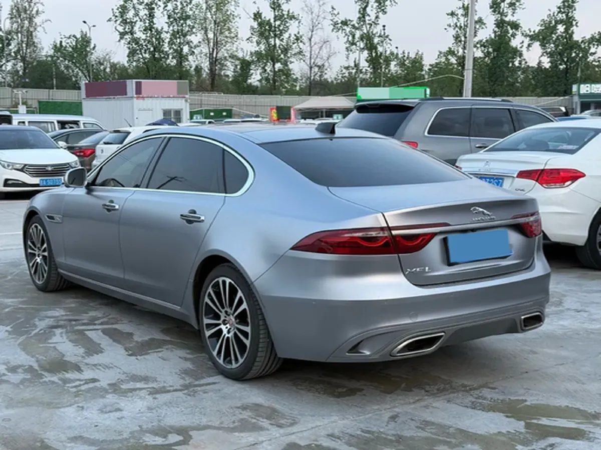 2022 Jaguar XFL 2.0T 250HP L4 8AT,autocango,china used car exporter,china ev exporter,chinese used car exporter,chinese used ev exporter
