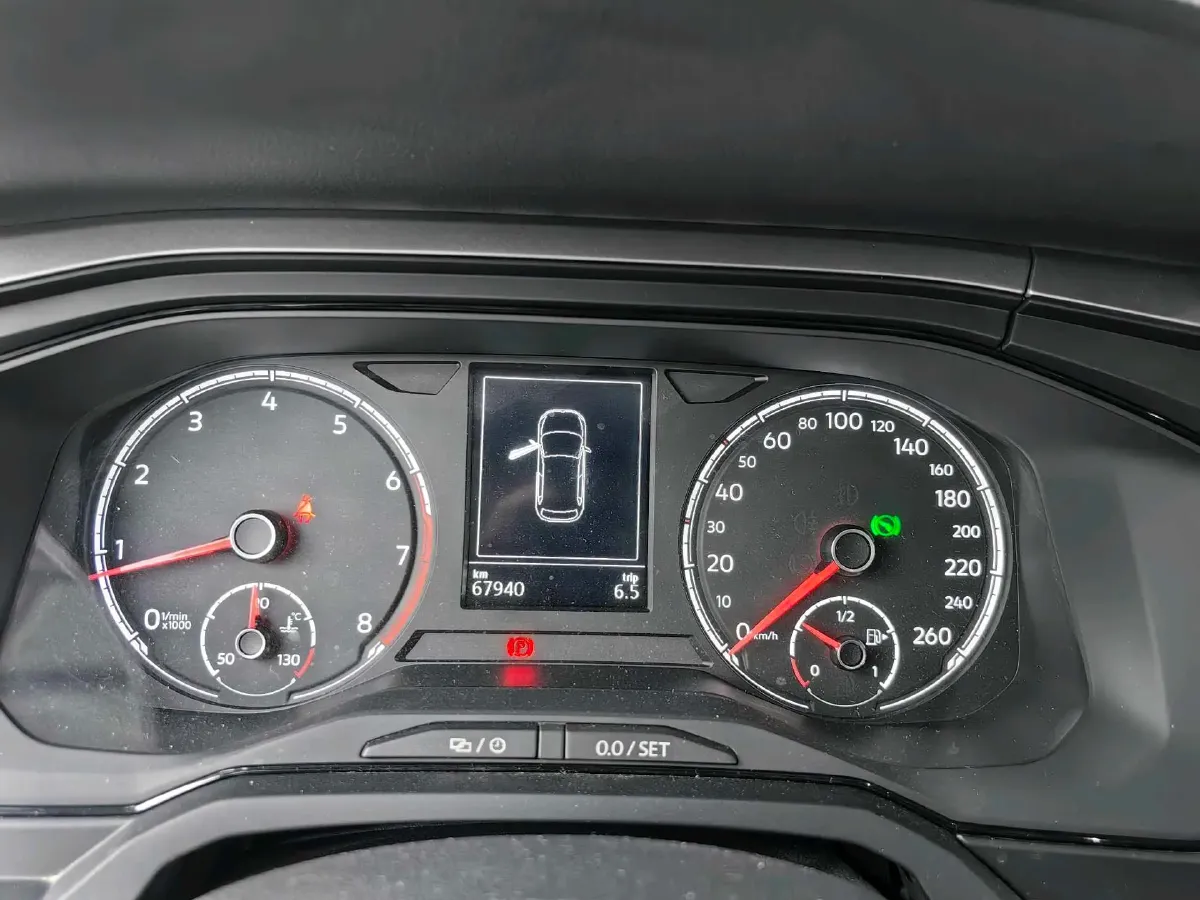 2019 Volkswagen Polo 1.5L 113HP L4 6AT,autocango,china used car exporter,china ev exporter,chinese used car exporter,chinese used ev exporter