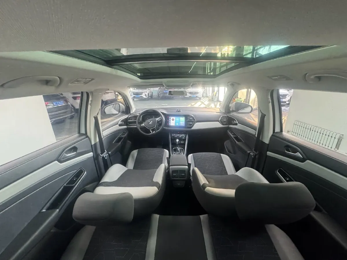 2023 Jetta VS7 1.4T 150HP L4 6AT,autocango,china used car exporter,china ev exporter,chinese used car exporter,chinese used ev exporter