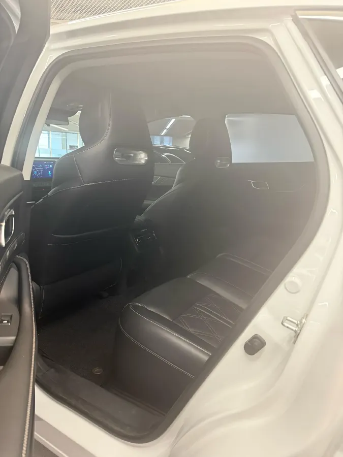 2024 ChangAn UNI-K 2.0T 233HP L4 8AT,autocango,china used car exporter,china ev exporter,chinese used car exporter,chinese used ev exporter