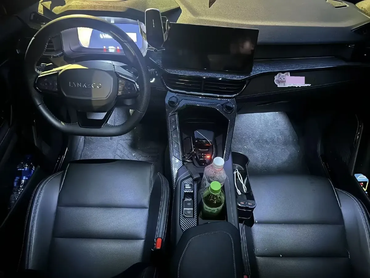 2023 LYNK&CO 06 1.5T 181HP L4 7DCT,autocango,china used car exporter,china ev exporter,chinese used car exporter,chinese used ev exporter