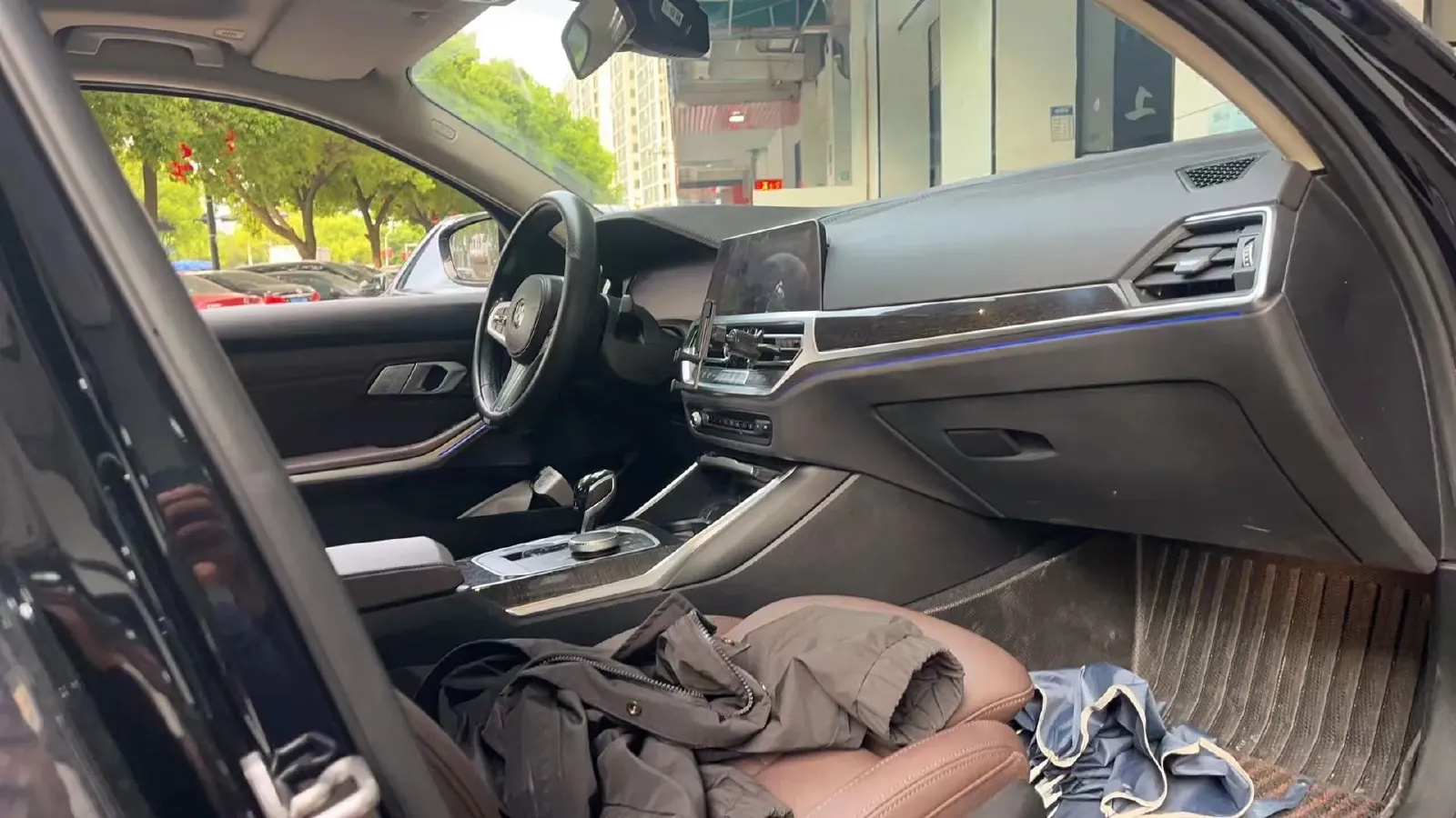 2021 BMW 3 Series 2.0T 184HP L4 8AT,autocango,china used car exporter,china ev exporter,chinese used car exporter,chinese used ev exporter