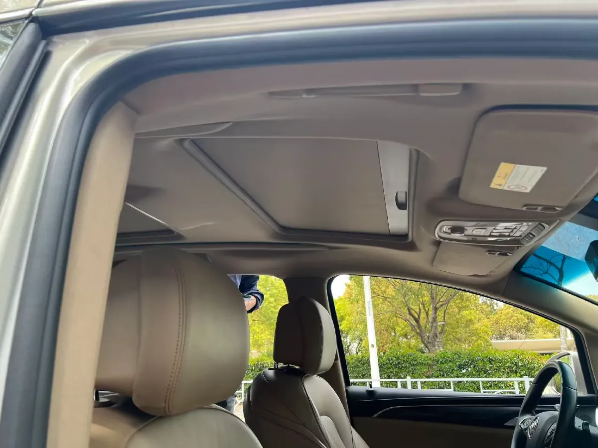 2021 Buick GL8 2.0T 237HP L4 9AT,autocango,china used car exporter,china ev exporter,chinese used car exporter,chinese used ev exporter