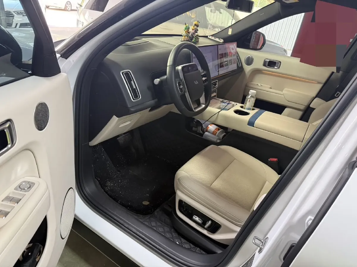 2024 Li L8 Range Extended 154HP REEV 42.8KWH,autocango,china used car exporter,china ev exporter,chinese used car exporter,chinese used ev exporter